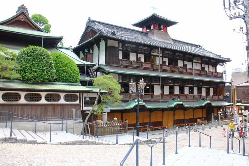 道後温泉本館