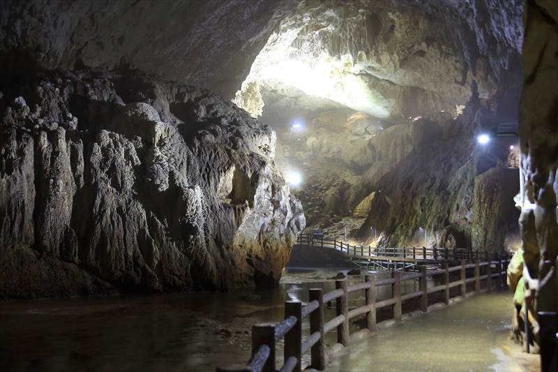 【山口県】地下洞窟型ダンジョン！秋芳洞は神秘的な異世界体験が出来るおすすめスポット