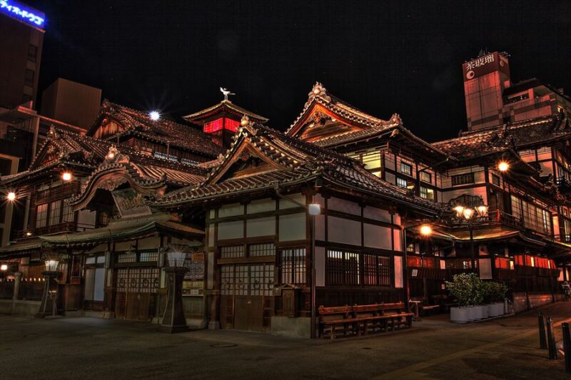 道後温泉本館