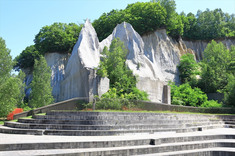 石山緑地 ネガティブマウンテン