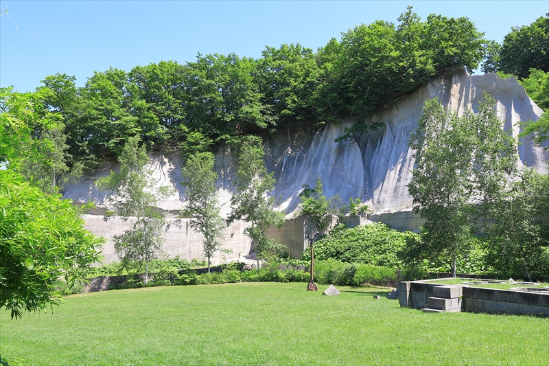 石山緑地 午後の広場